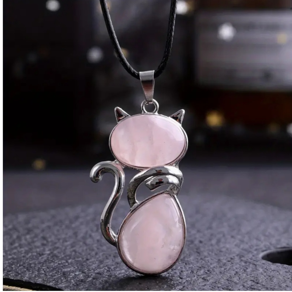 NWT Purrfect Gemstone Rose Quartz Silver Tone Cat Pendant with Neck…